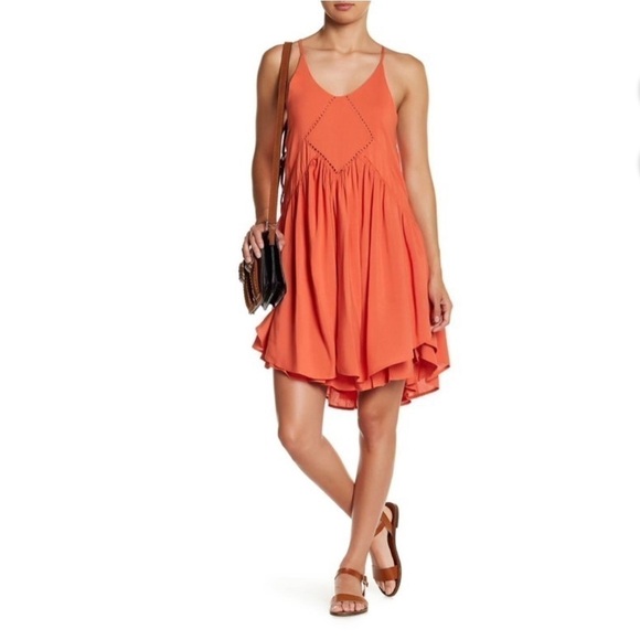 Women’s Romeo + Juliet Couture Orange Dress Size Small! - Picture 1 of 7